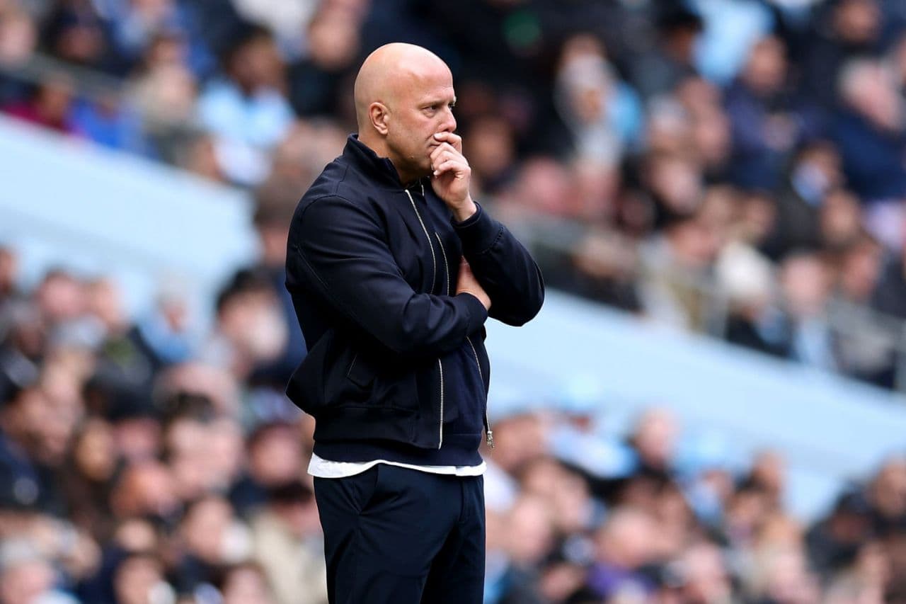 Arne Slot points finger of blame and names 'only good thing' about heavy Liverpool defeat