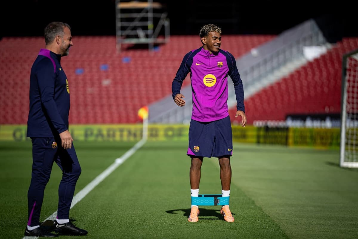 Flick keeps Yamal on the right wing for Barcelona